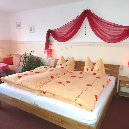 Pension Sonnenhuegel Markersdorf Room photo